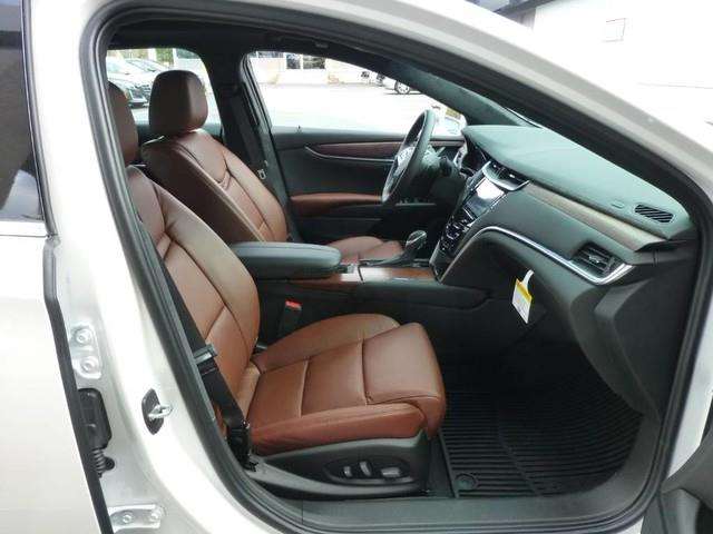 2017 Cadillac XTS Luxury 4dr Sedan